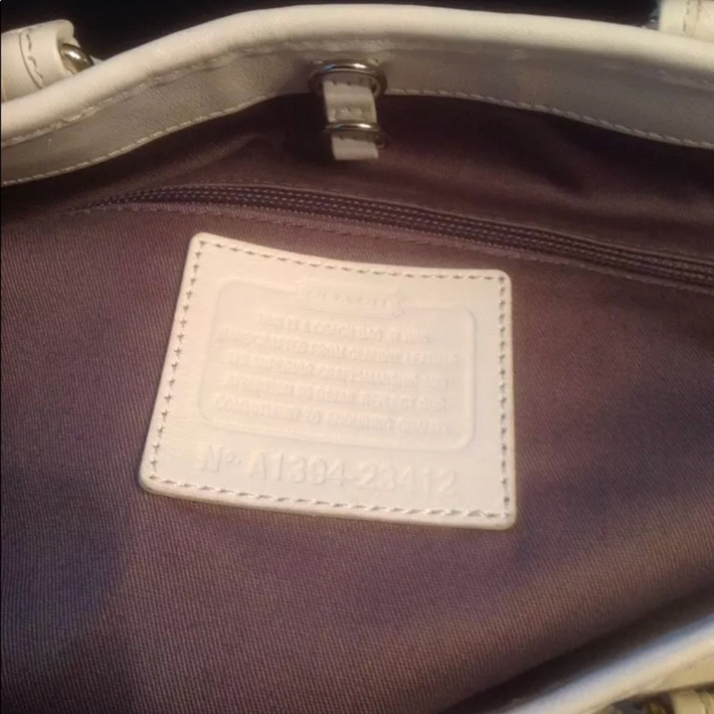 Coach Woven Legacy Tanner tote+crossbody Tassels - Picture 8 of 8